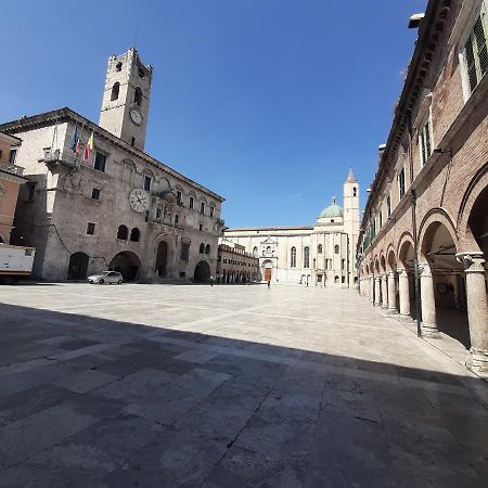 La Chicca In Centro - Centro Storico Ascoli Piceno Lejlighed Eksteriør billede
